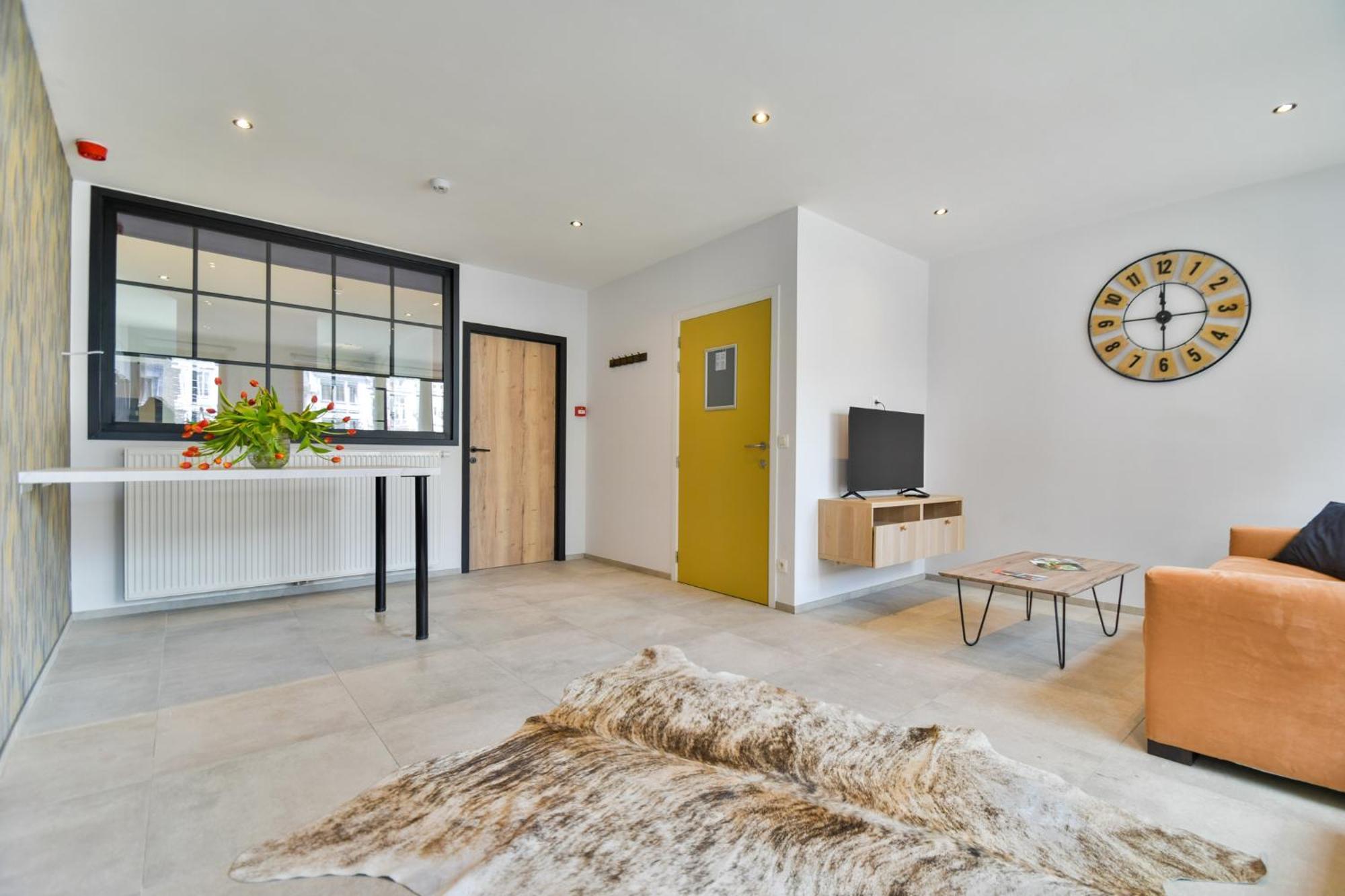 Les Gites De Huy - 3 Gites Dans Le Centre De Huy Exterior photo