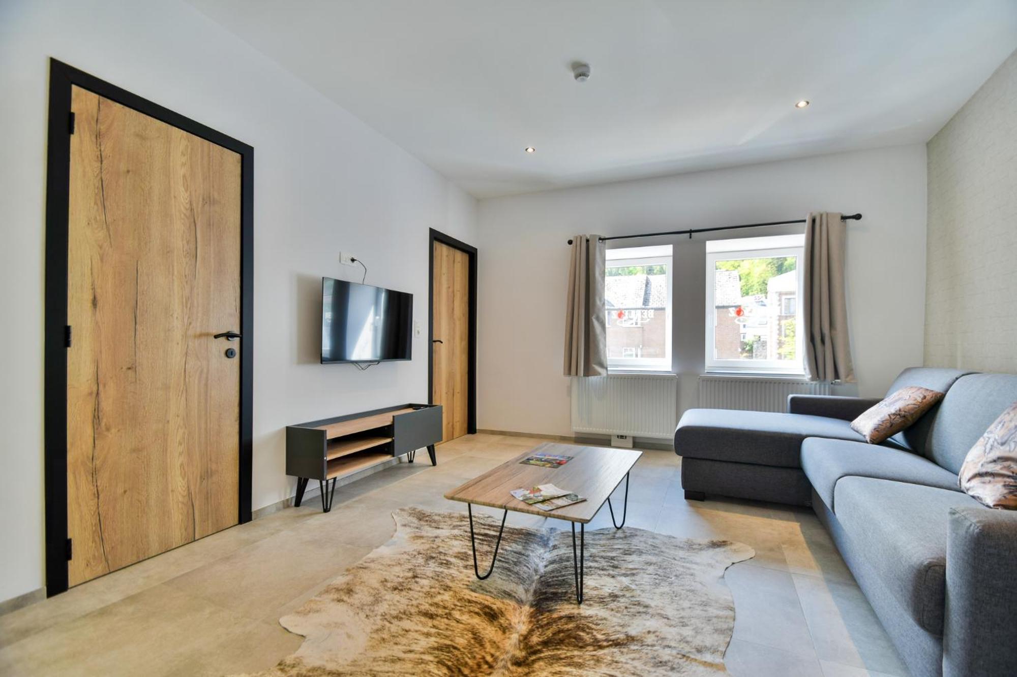 Les Gites De Huy - 3 Gites Dans Le Centre De Huy Exterior photo